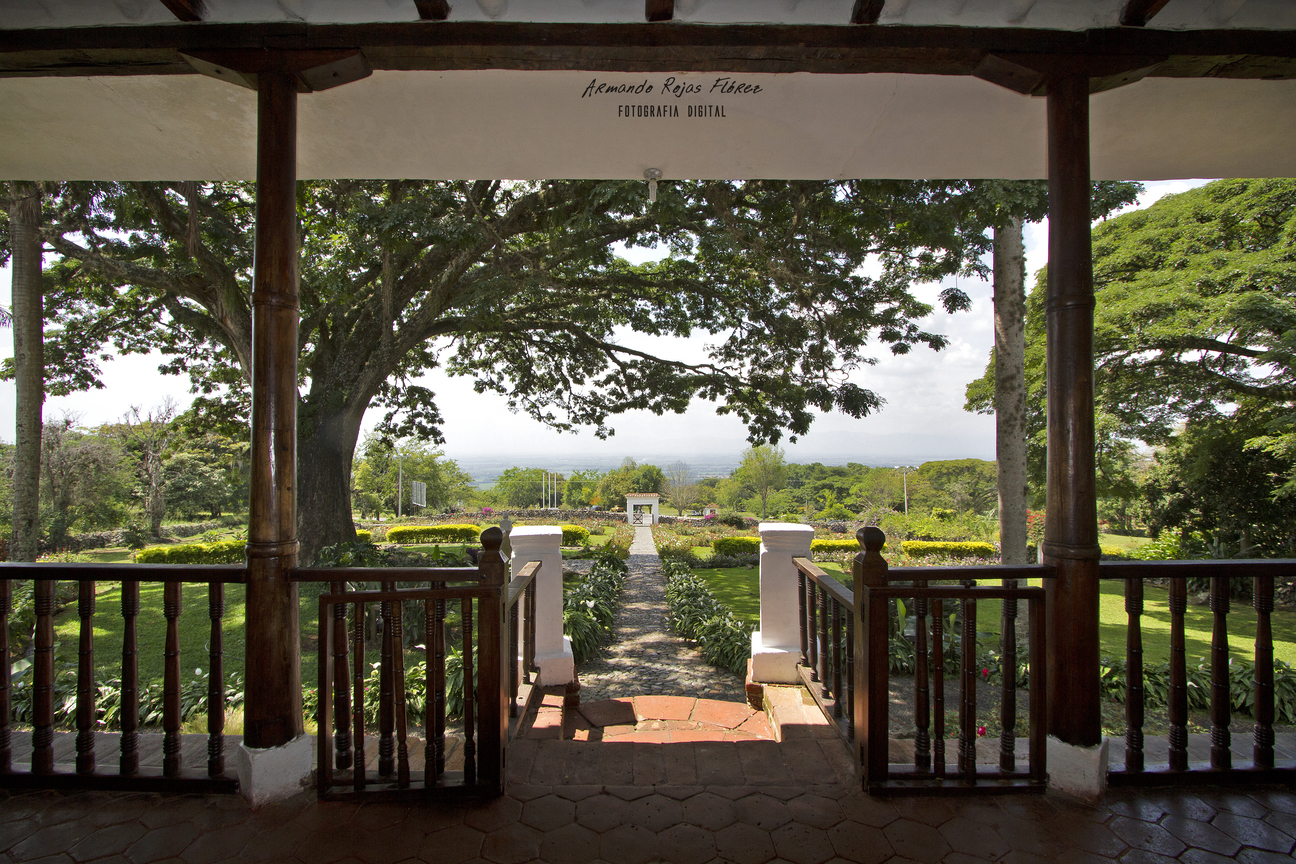 Hacienda El Paraíso - El Cerrito